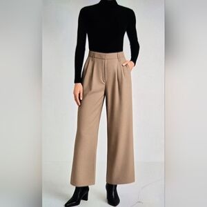 Tronjori Chic Light Brown Wide-Leg Pleated Pockets Pants. Size L